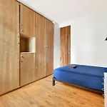Quartier Arc De Triomphe 2 Bedroom With Netflix