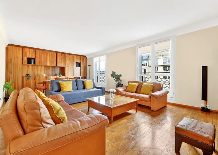 公寓 Quartier Arc De Triomphe 2 Bedroom With Netflix 巴黎